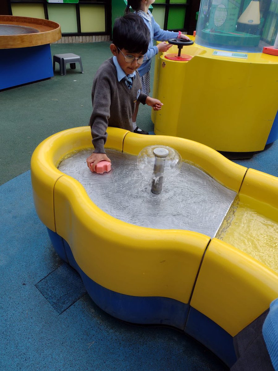 GriffinHouseSch's tweet photo. A fab day out for #GHSFormII at the Discovery Centre. What a huge amount of fun. #GriffinHouseSchool #STEM #GHSOpportunities https://t.co/02f2srPk4i