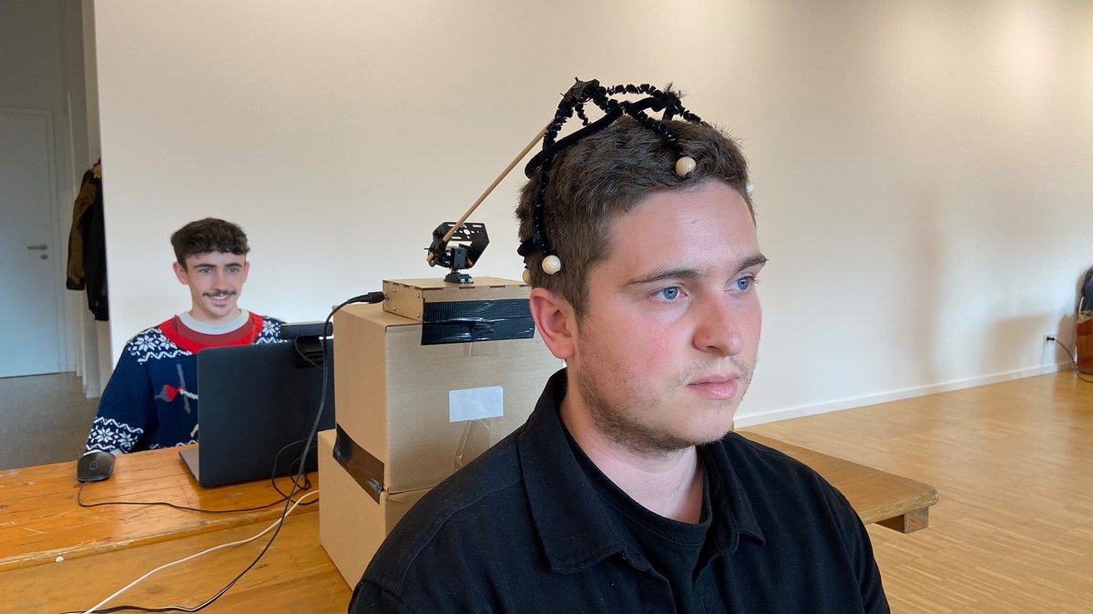 amuxel's tweet photo. back from a great and funny workshop at @HBKsaar using our ROBODADA toolkits for the first time in analog space https://t.co/tKe4xsDYSd @HS_Augsburg @hybridthingslab
 #emotion #robots #interaction #robodada https://t.co/g3KR1vcziG