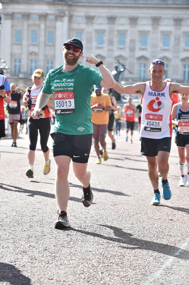 MSIRELAND's tweet photo. Today's #ThursdayThankYou goes to Danny Murphy who ran the London Marathon on behalf of MS Ireland, raising over €2,500!
Thank you Danny, donation will have a real impact on people living with MS in Ireland! 💙
#MSIreland #GetActiveForMS https://t.co/1QbU7eGJwt
