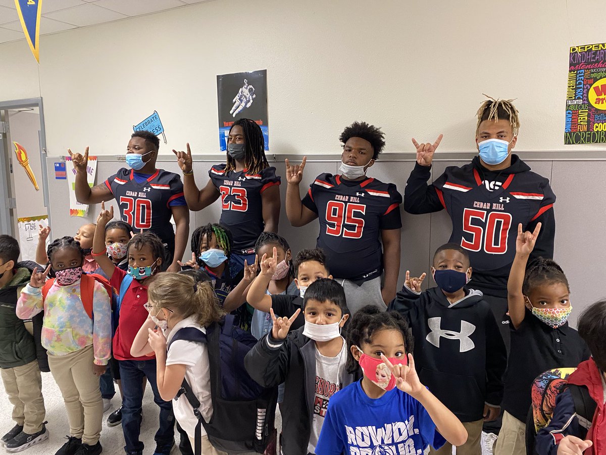 Cedar Hill FBTTHL tweet media