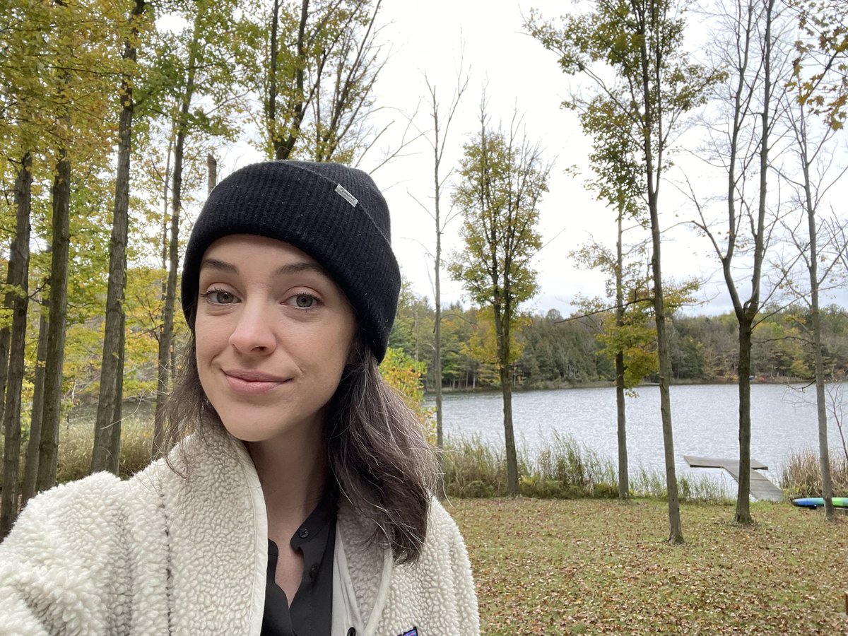 OliviaRedfield's tweet photo. We’re getting deep into my favorite season here in upstate New York and I’m feeling really lucky that I get to be #remoteforever https://t.co/t2dtmXO23I