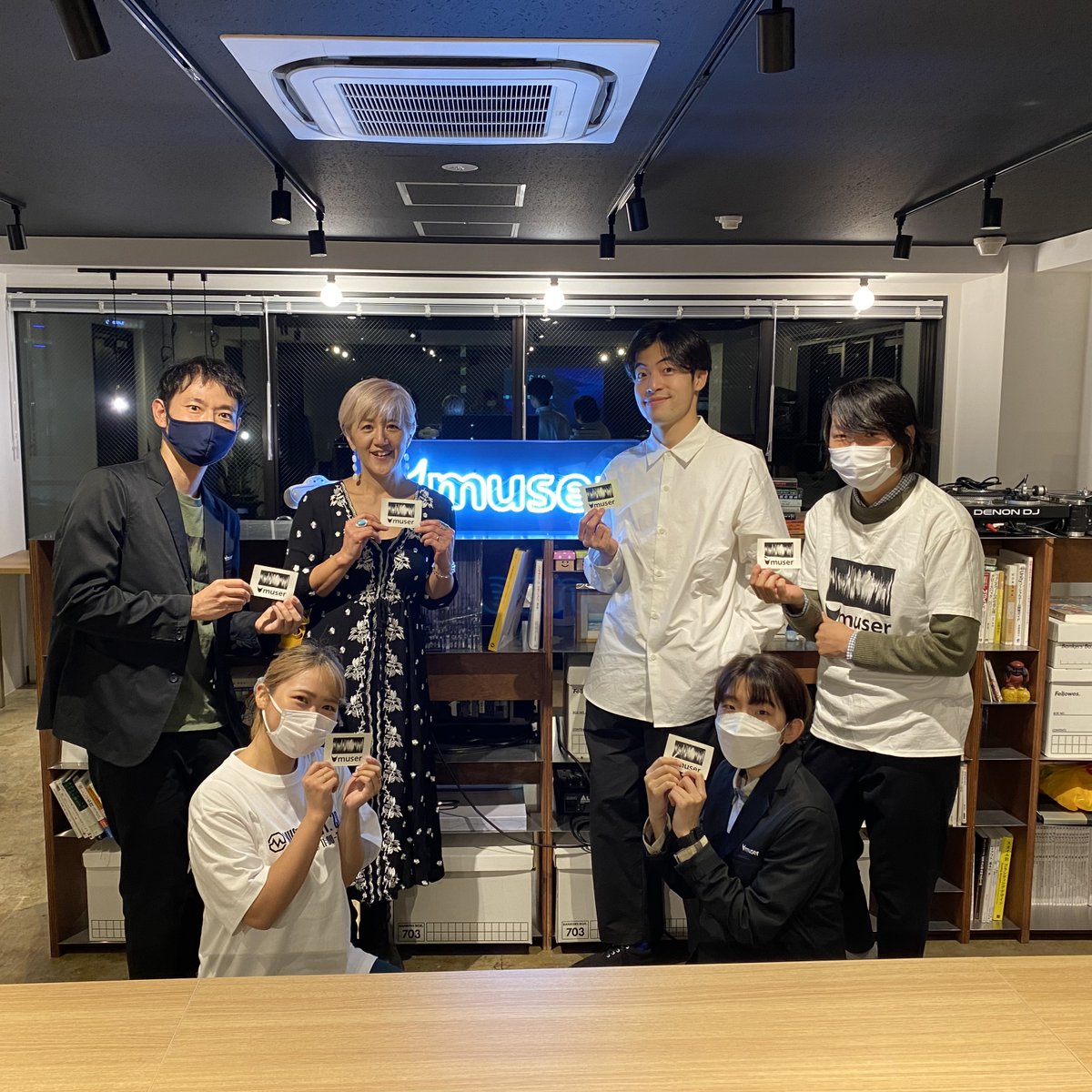 MUSER_link's tweet photo. 【MUSER OFFICE JAM】MOMOKO SUZUKI 「Peach Smoothie」

ご視聴ありがとうございました✨
冷え込む夜を、暖かくしてくれるような桃子さんと外園さんの演奏がとても素敵でした！
@momokosuzuki 
@KazumaSotozono 
#MOJAM https://t.co/9mshE6i8mc