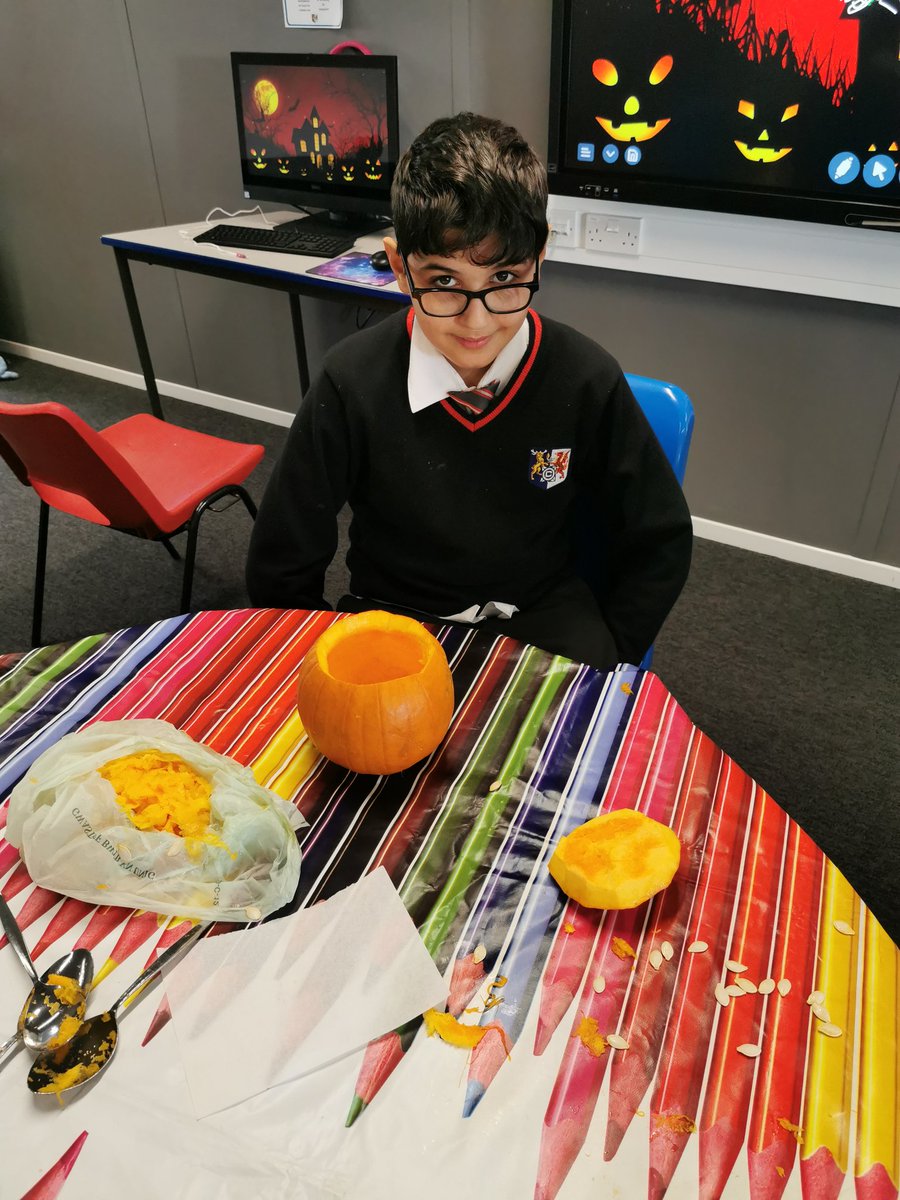 Cantonian_Base's tweet image. Tweet 1 of 3: A spooktacular end to a wonderful term for our pupils 🎃☠️🦇 hope you all have wonderful half term, make lots of memories and stay safe 😊 #accessbase #successforall #learningneverstops #happyhalfterm #Spooky
