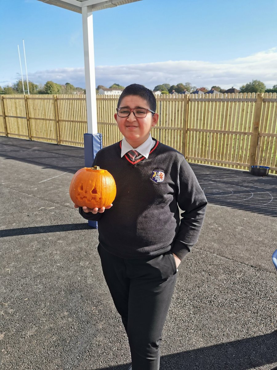 Cantonian_Base's tweet image. Tweet 1 of 3: A spooktacular end to a wonderful term for our pupils 🎃☠️🦇 hope you all have wonderful half term, make lots of memories and stay safe 😊 #accessbase #successforall #learningneverstops #happyhalfterm #Spooky
