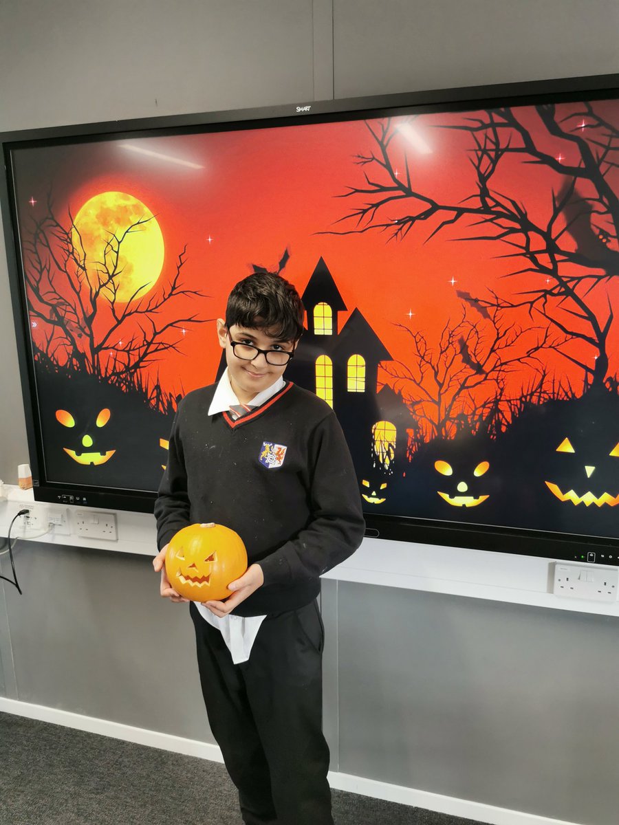 Cantonian_Base's tweet image. Tweet 3 of 3: A spooktacular end to a wonderful term for our pupils 🎃☠️🦇 hope you all have wonderful half term, make lots of memories and stay safe 😊 #accessbase #successforall #learningneverstops #happyhalfterm #Spooky