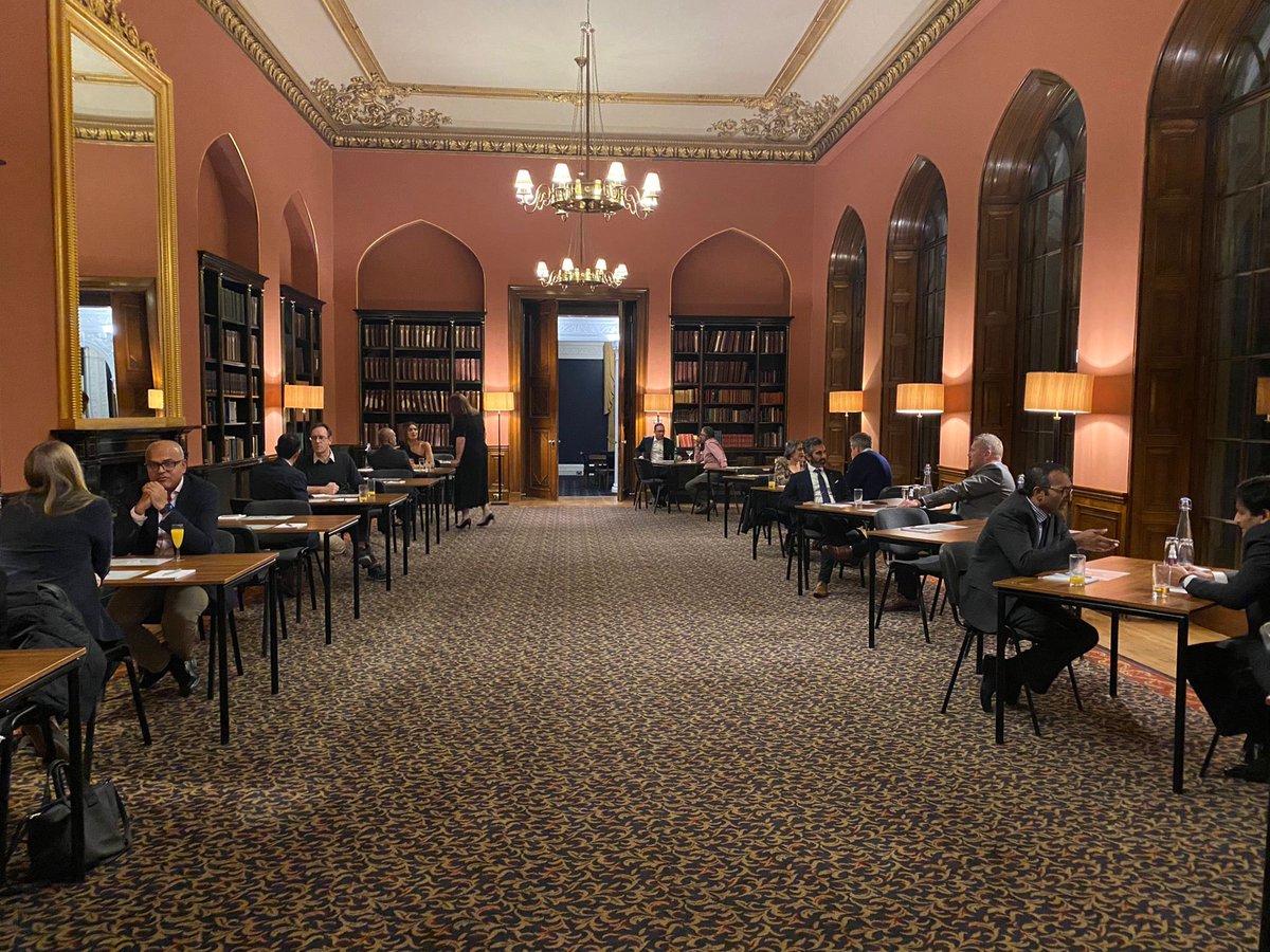OSDHealthcare's tweet photo. A fantastic evening networking with our consultant and GP colleagues at @AshridgeHouse. We were delighted to be in the company of so many wonderful healthcare professionals and we look forward to future events! https://t.co/Py9dVBGKIy