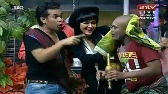 Mumpung lagi trending mari kita doakan Jupe, Olga, dan Sapri pelawak terbaik yang pernah dimiliki Indonesia tenang dialam sana 🙏.