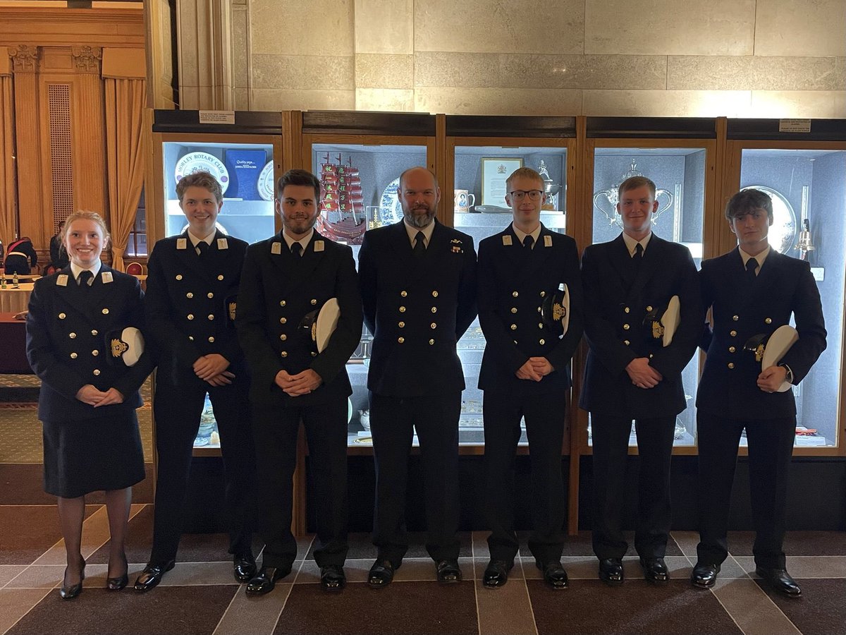 On Wednesday evening a few OCs had the opportunity to attend the @RoyalNavy engagement event in Leeds hosted by @CdrePWaterhouse. Here OCs had the opportunity to speak to serving personnel as well as members of the public including @LordMayorLeeds.