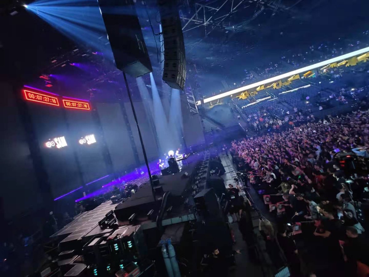 Samleconducteur's tweet photo. #SamEngagé était présent au #FunRadioIbizaExperience 🔥 pour un #SamMix exceptionnel avec le dj Adrien Toma ! #MerciSam pour terminer la soirée en toute sécurité
Fun Radio JB Fun Radio Accor Arena #SamAFunRadioIbizaExperience #AccorHotelsArena #ibiza #djshow #dj #electromusic https://t.co/JCGIDeEgk0