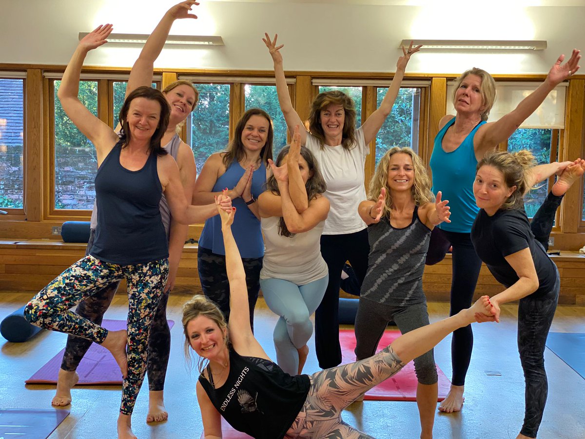 Our #YogaTeacherMentorship provides in-person training sessions, personal development coaching &amp; studio teaching!

Using the feedback from students is a fantastic way to hone teaching skills, with a wonderful support network around them 💛

Find out more: bit.ly/36FTEhY