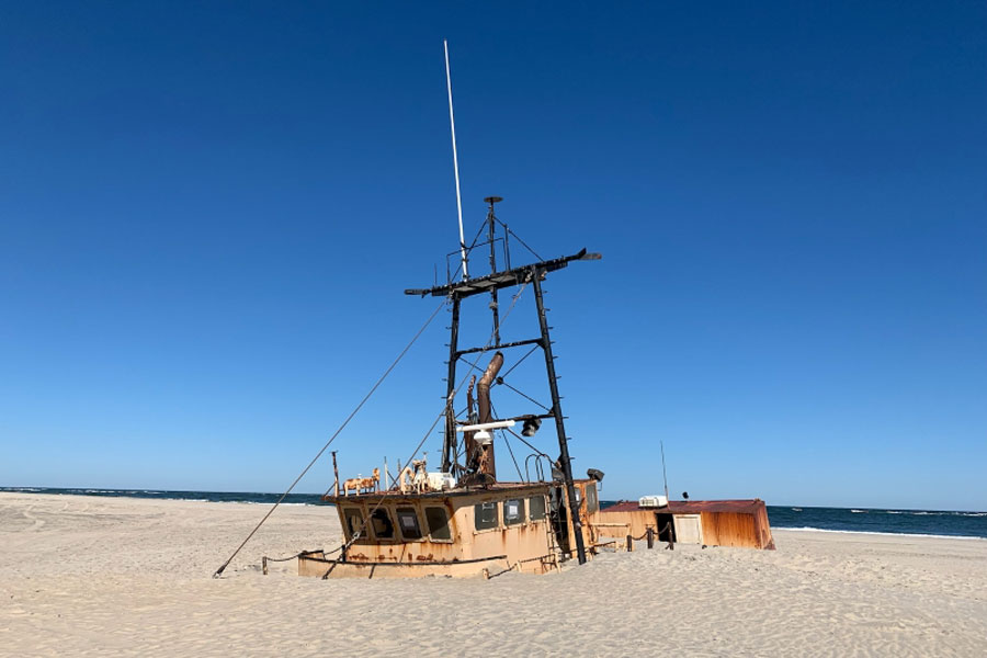 OuterBanksVoice's tweet photo. Ocean Pursuit to be removed from National Seashore https://t.co/OW8MHHNtKH https://t.co/zzdxLTlNrs