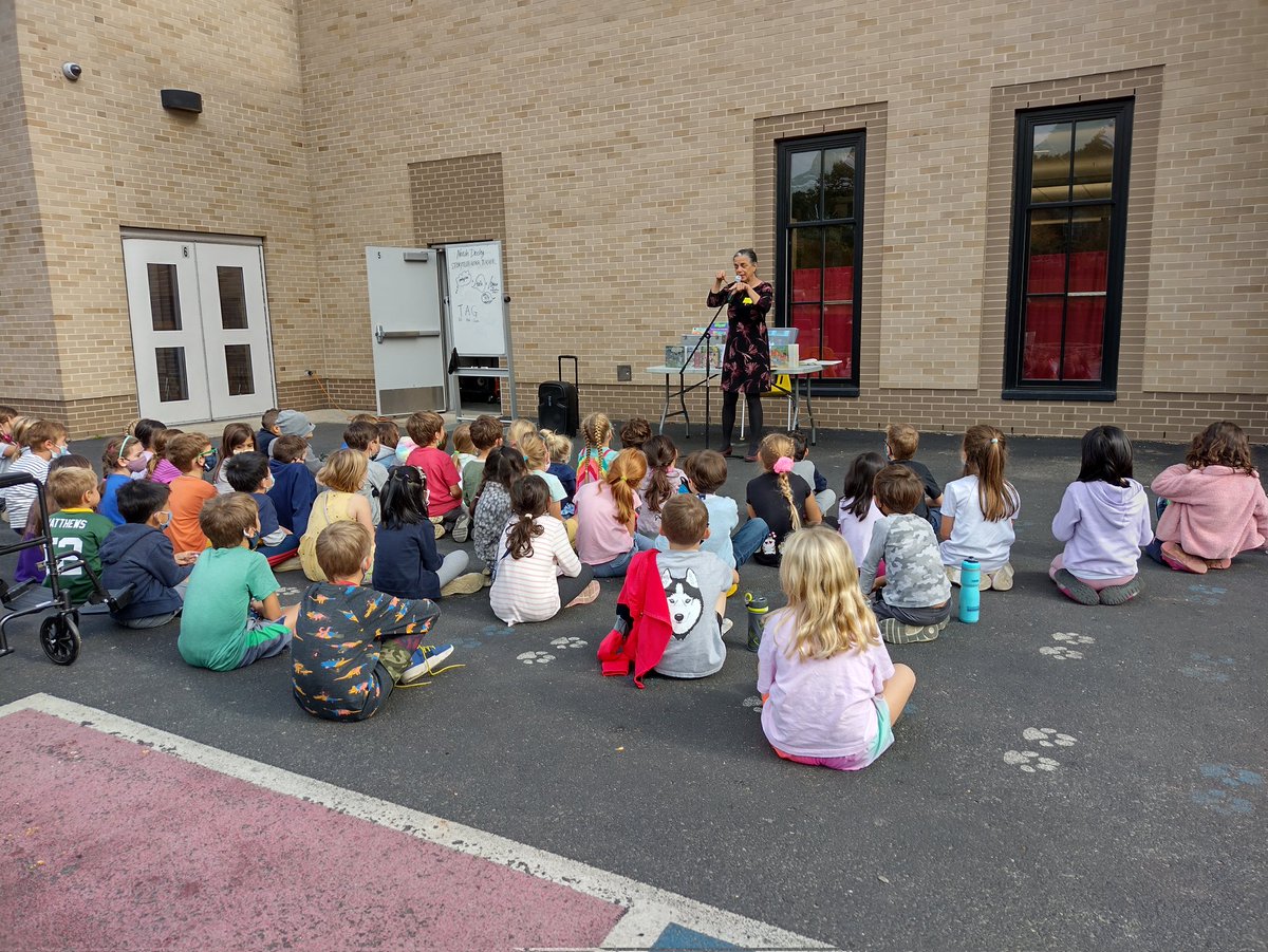 Loved hearing author and storyteller <a href="/NorahDooleywrit/">Norah Dooley author</a> sharing inspiration with first graders at <a href="/AmbroseSchool/">Ambrose School</a> yesterday! "Storytelling is a way for your words to catch up with your imagination!"