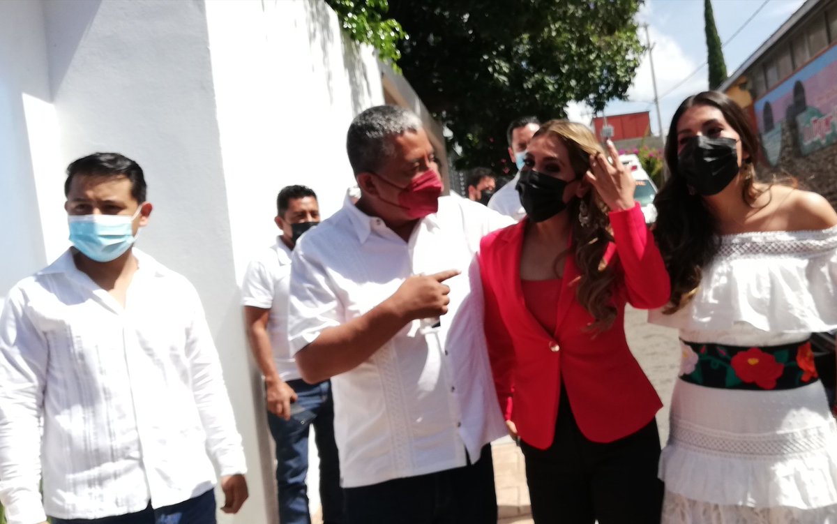 Juan_B43's tweet photo. Informa @EvelynSalgadoP que le "hackearon" su cuenta de WhatsApp "para fines de extorsión". Por ello, pidió "a que hagan caso omiso a cualquier mensaje a mi nombre que pudieran recibir o hayan recibido durante la madrugada de este viernes solicitando alguna cantidad de dinero". https://t.co/zCSgmriJKc