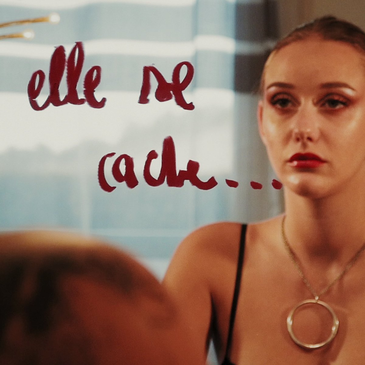 On est très heureux de vous annoncer la sortie de notre nouveau clip "Elle se cache" jeudi 28 octobre ! On a hâte de vous le faire découvrir !
🎧 Ecoutez l'album : smarturl.it/AdoubletourVol1