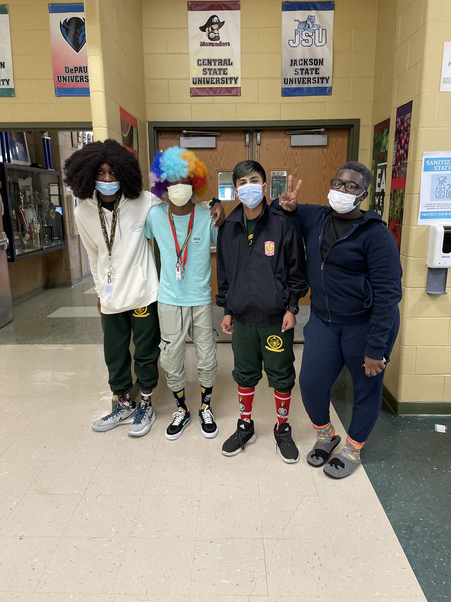 CMABEagles's tweet photo. Spirit Week 2021!! 🦅🔥 #SpiritWeek #homecomming https://t.co/U2IcccABzq