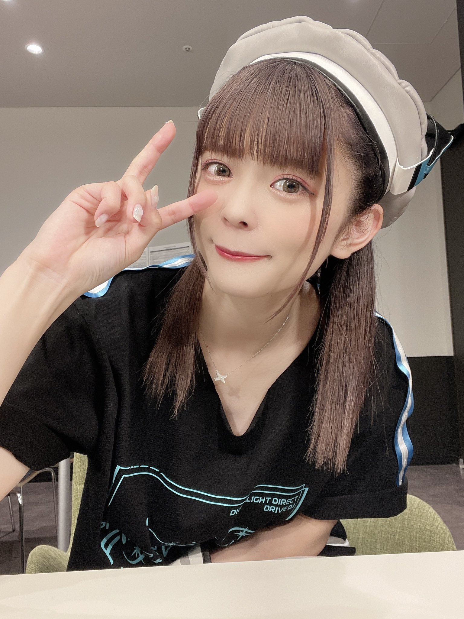 紡木吏佐 サイン