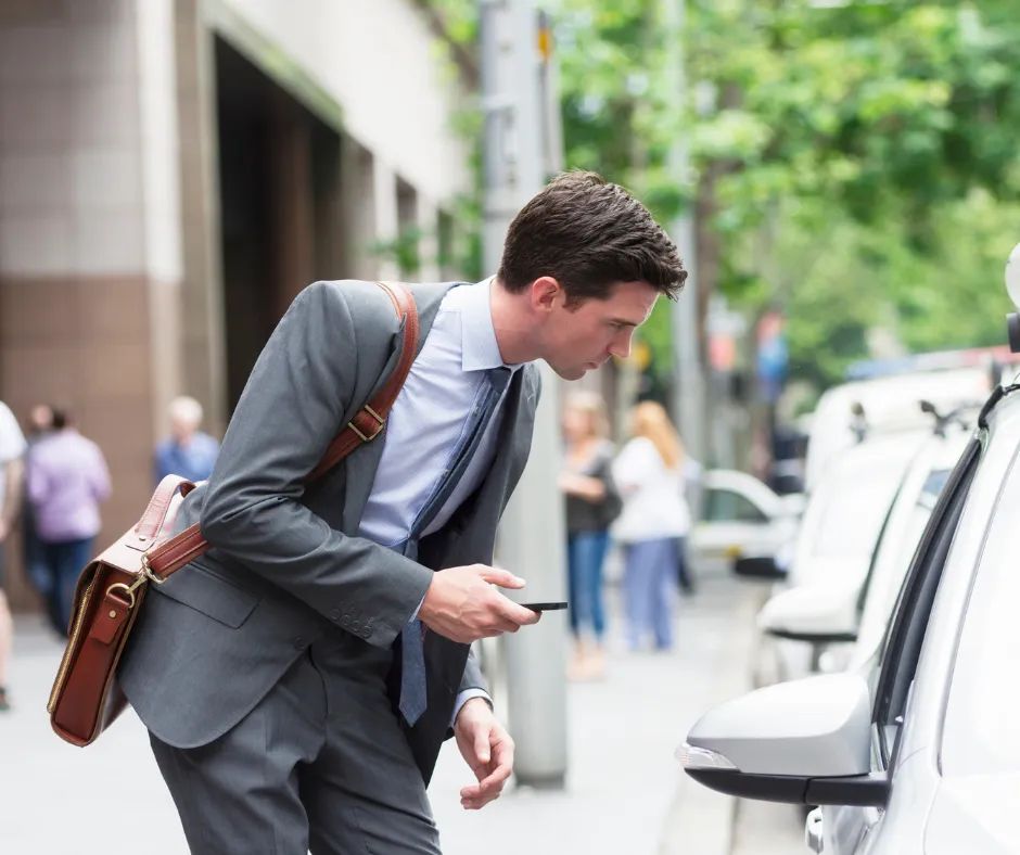 DigitalnaPLATF1's tweet photo. Naj bo vaš odhod iz dela udoben in varen. 🚖 Naj se vikend začne!  👏🔥

#friday #weekend #Platforma #Taxi #app #Ljubljana #taksi #lepvikend https://t.co/cctTq92W6c