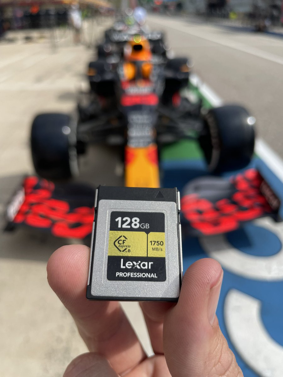 jameypricephoto's tweet photo. The fastest cars require the fastest cards. 🏁 I love using my @lexarmemory CFExpress cards!

#LexarProCFexpress #shotonlexar #lexarambassador https://t.co/tf6LNiFoV4