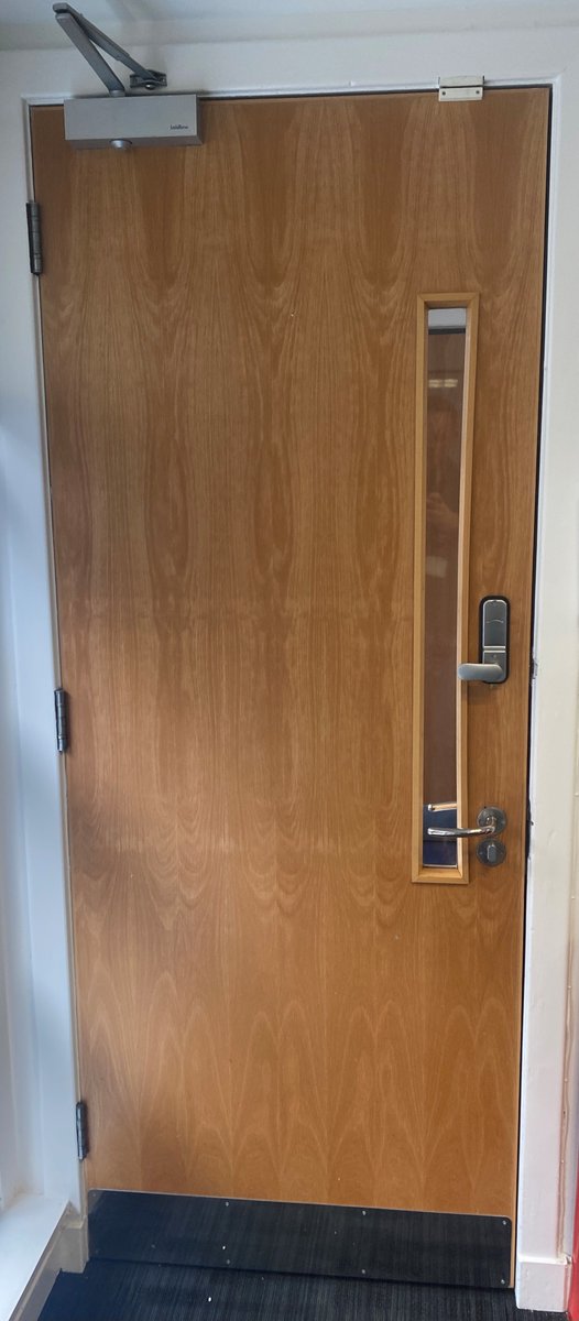 We came across this door on one of our visits today. You may not realise it, but this door has failed an inspection. To the untrained eye, it is difficult to assess whether certain doors are up to the task of preventing the spread of fire.

#worksmartfdi #makeitworksmart
