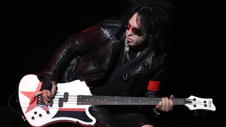 989KKZX's tweet photo. 'Sixx:A.M. Hits' Finds Nikki Sixx's Band Returning To Their Biggest Songs https://t.co/dYvyUk69p3 https://t.co/UJcXvmnnFG