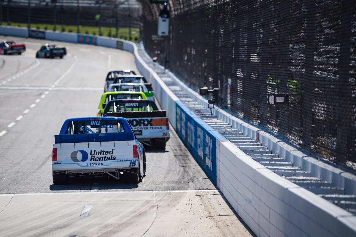 Hattori_Racing's tweet image. That #FridayFeeling is even better when @MartinsvilleSwy is right around the corner!

#NASCAR #MoreShortTracks