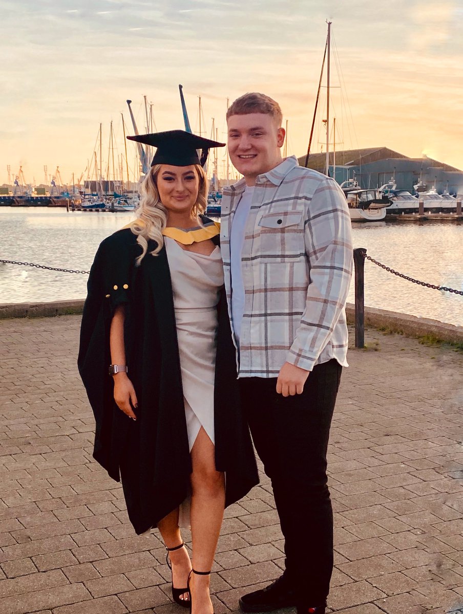 ash_pollockk's tweet photo. End of an era👏🏽                      Graduation 2021🎓🖤 @UniofSuffolk https://t.co/OyGYuJv63R