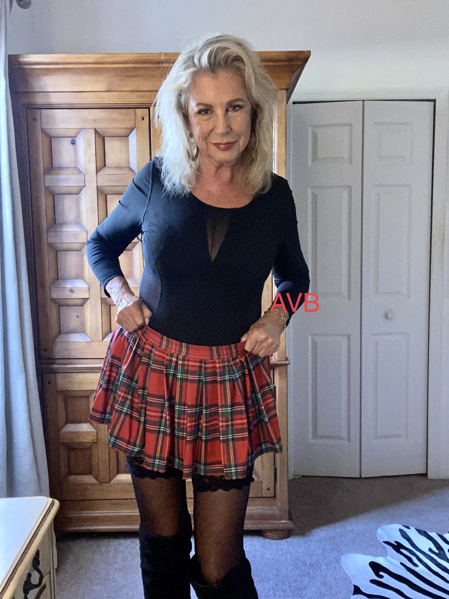 TW Pornstars - Anneke Van Buren Tampa Mature Goddess 18+. Twitter. Let