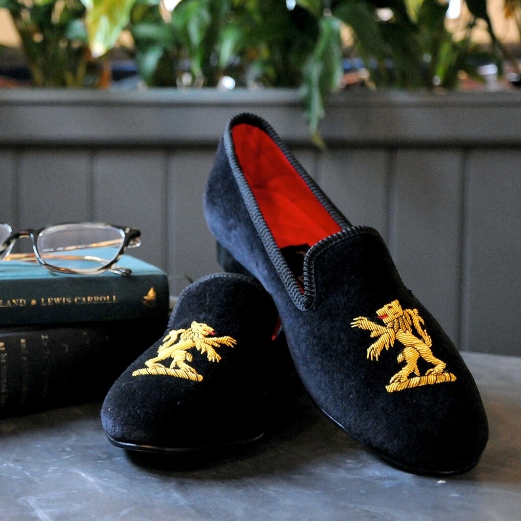 When it comes to comfort, nothing beats the luxury of our Albert slippers. Featuring beautifully soft velvet for a regal touch and quilted lining for comfort and warmth, they are the perfect companion to while away the weekend in.

Find your perfect pair: l8r.it/QJe0