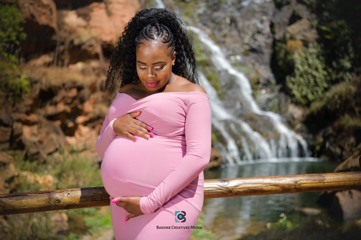 BakoneCreatives's tweet photo. Outdoor Maternity Potraits...

Book us on: 0814624087 | info@bakonecreativesmedia.co.za | https://t.co/xA51yRXLqs 

#bakonecreativesmedia #photooftheday #creatingvisualmemories #maternityphotoshoot #photographer #streetphotography #BABYBUMP #bundleofjoy #mommytobe #Babyboomer https://t.co/i671Z09opr