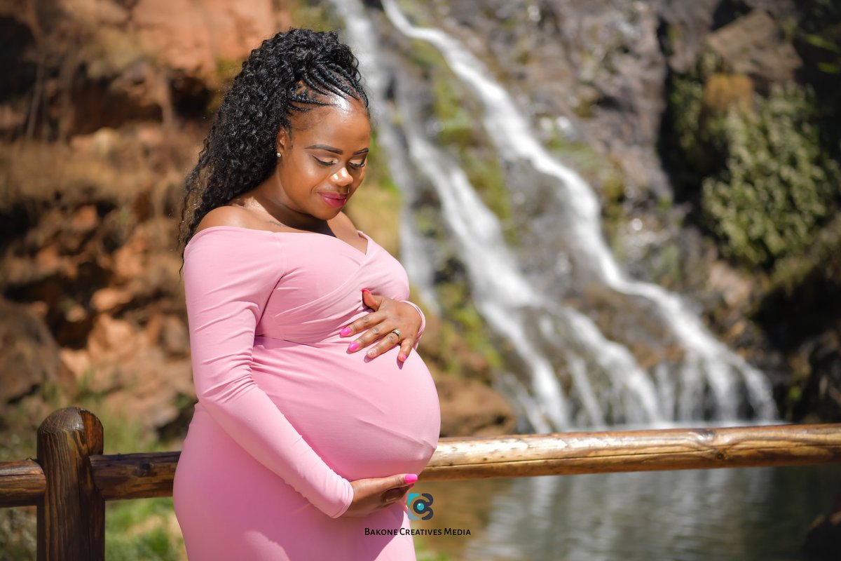 BakoneCreatives's tweet photo. Outdoor Maternity Potraits...

Book us on: 0814624087 | info@bakonecreativesmedia.co.za | https://t.co/xA51yRXLqs 

#bakonecreativesmedia #photooftheday #creatingvisualmemories #maternityphotoshoot #photographer #streetphotography #BABYBUMP #bundleofjoy #mommytobe #Babyboomer https://t.co/i671Z09opr