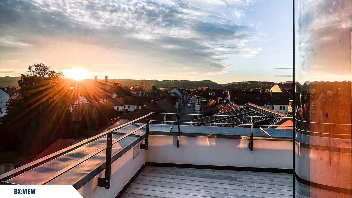 batix's tweet photo. Wir lieben diesen Ausblick und wir lieben Software. 💙 Mit dem Bild der Woche verabschieden wir uns und wünschen Euch ein schönes Wochenende. 😊 Euer Batix-Team. #batix #bx #saalfeld #software #ausblick #rooftop #batixsoftware #thefutureishere #digitalisierung #bxheadquarter https://t.co/ht5jAqx88L
