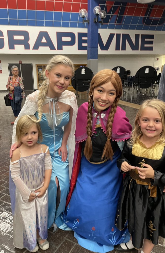 Sarah Roll (@mrsrollchhs) on Twitter photo Anna & Elsa loved meeting Anna & Elsa. Great production of Frozen Jr. by <a href="/GHSTheatre1574/">GHSTheatre1574</a> #wearegcisd Anna & Elsa loved meeting Anna & Elsa. Great production of Frozen Jr. by <a href="/GHSTheatre1574/">GHSTheatre1574</a> #wearegcisd