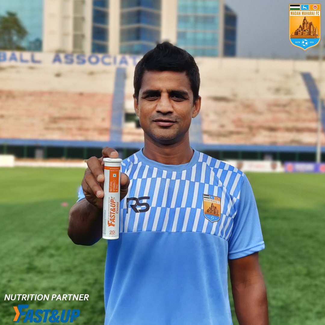FcMaharaj's tweet photo. The reason behind our captain's energy on the field 💥
@FastandUp_India

#Madanmaharajfc #fastandupfitsquad #fastandup #chasingdreams #hilq2021 #nutritionpartner https://t.co/WrmpaF8sas