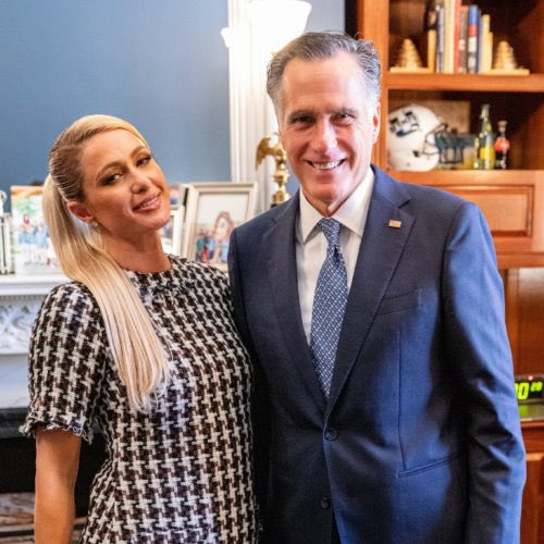 RebeccaMHowell's tweet photo. Gonna tell my kids this was ivanka and jared https://t.co/cRYjBv6jCb