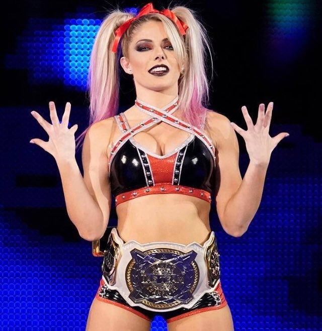 HourlyBliss's tweet photo. ✨2021 #365DaysofBliss Day 2️⃣9️⃣5️⃣
Reply with a FAV Pic or Gif of Alexa Bliss✨
@AlexaBliss_WWE #LetHerIn #AlexasPlayground #Lilly #RIPLilly 😢 #Blissoween 🎃 https://t.co/Ba7LKlwhhj