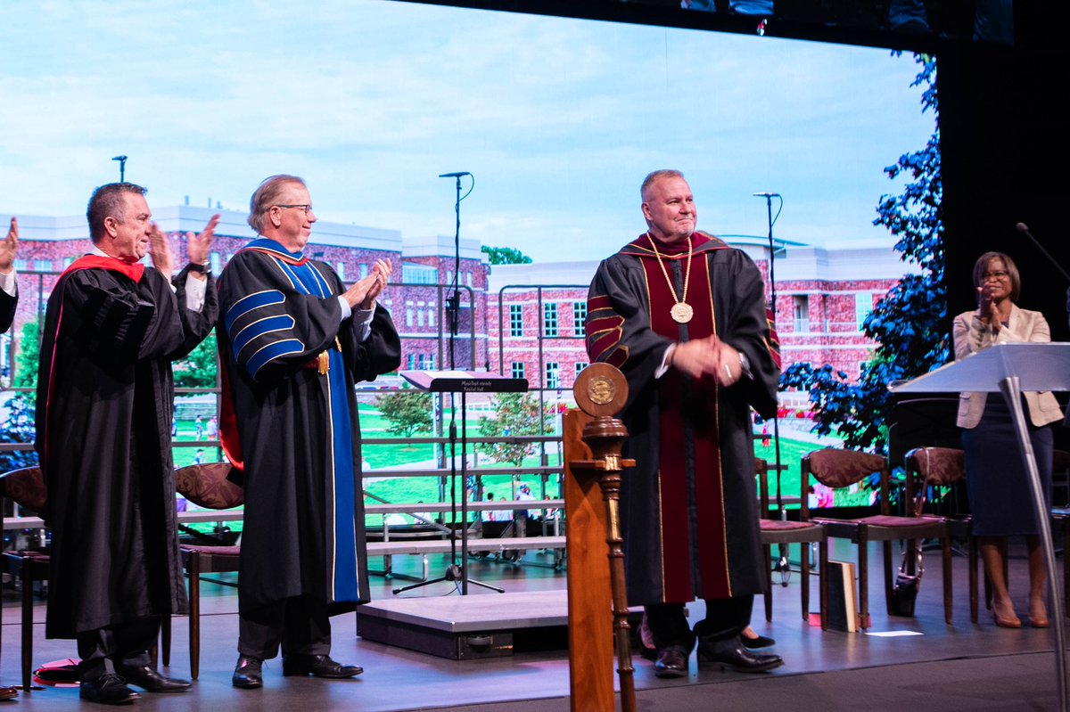EvangelUniv's tweet photo. What a beautiful and historical time of honor and celebration at the inauguration of @EUPres_Rakes this morning! We are thankful for our amazing leadership and this exciting new beginning. https://t.co/2zoq6AuGdo