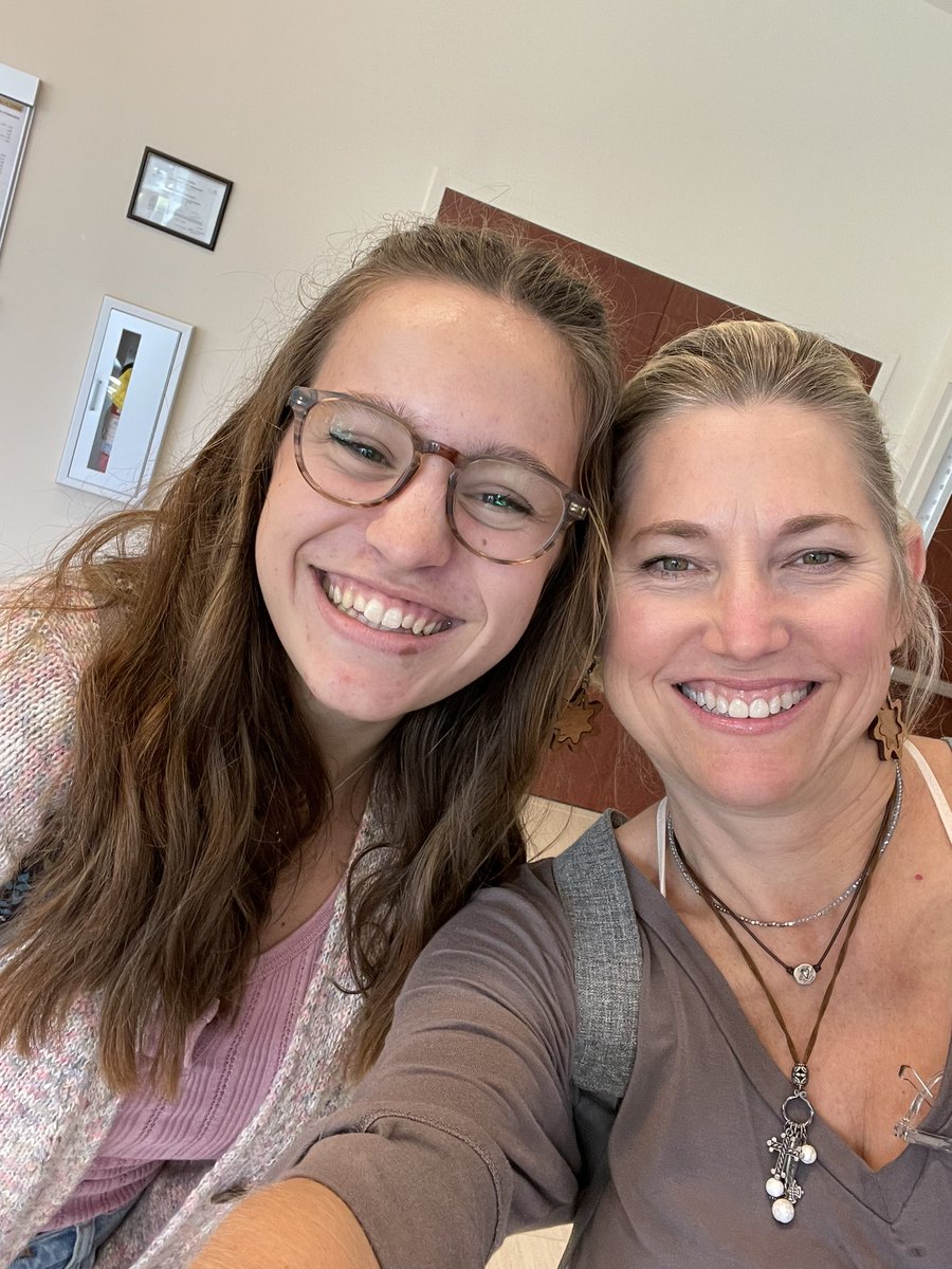 TamiSaren's tweet photo. Amazing day @ KSU for the Educators of Tomorrow Event! A special thanks to Coach Estes for getting us there & to MHS TAP alumn, Beatrice, for a special tour & merch shopping trip!
#MiltonTAP #futuregeorgiaeducators @MiltonHighSch @DustinDavisCTE @FCSCTAE @JonesBC_MHS @richspierto https://t.co/6w3J7lohm6