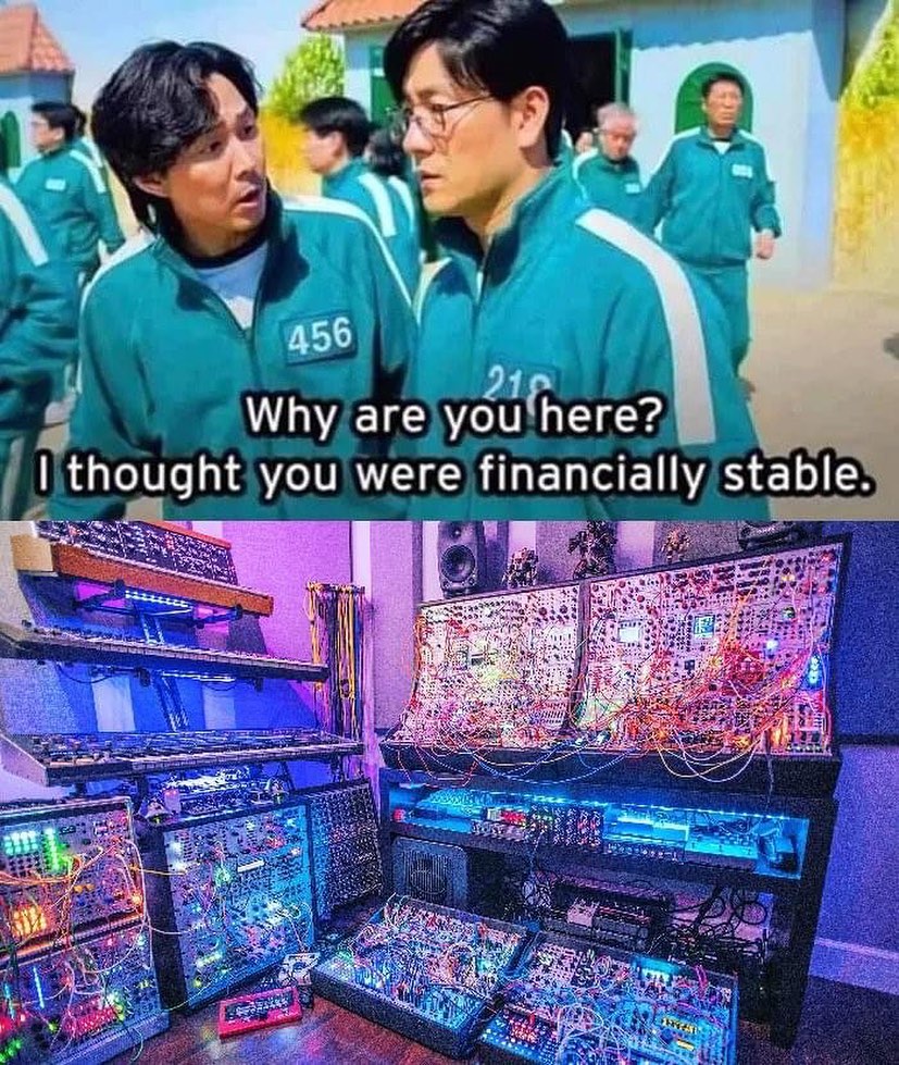 You won't understand bro, I need more money 😂
.
.
.
#hustlemanbeats #HmanBeats #Typebeat #beatstars #instrumental #beats #quote #motivationalquote #boombap #soulfulhiphop #beatmaker #beatmaking #makingbeats #beatsforsale #musicstudio #Needbeats #boombaphiphop