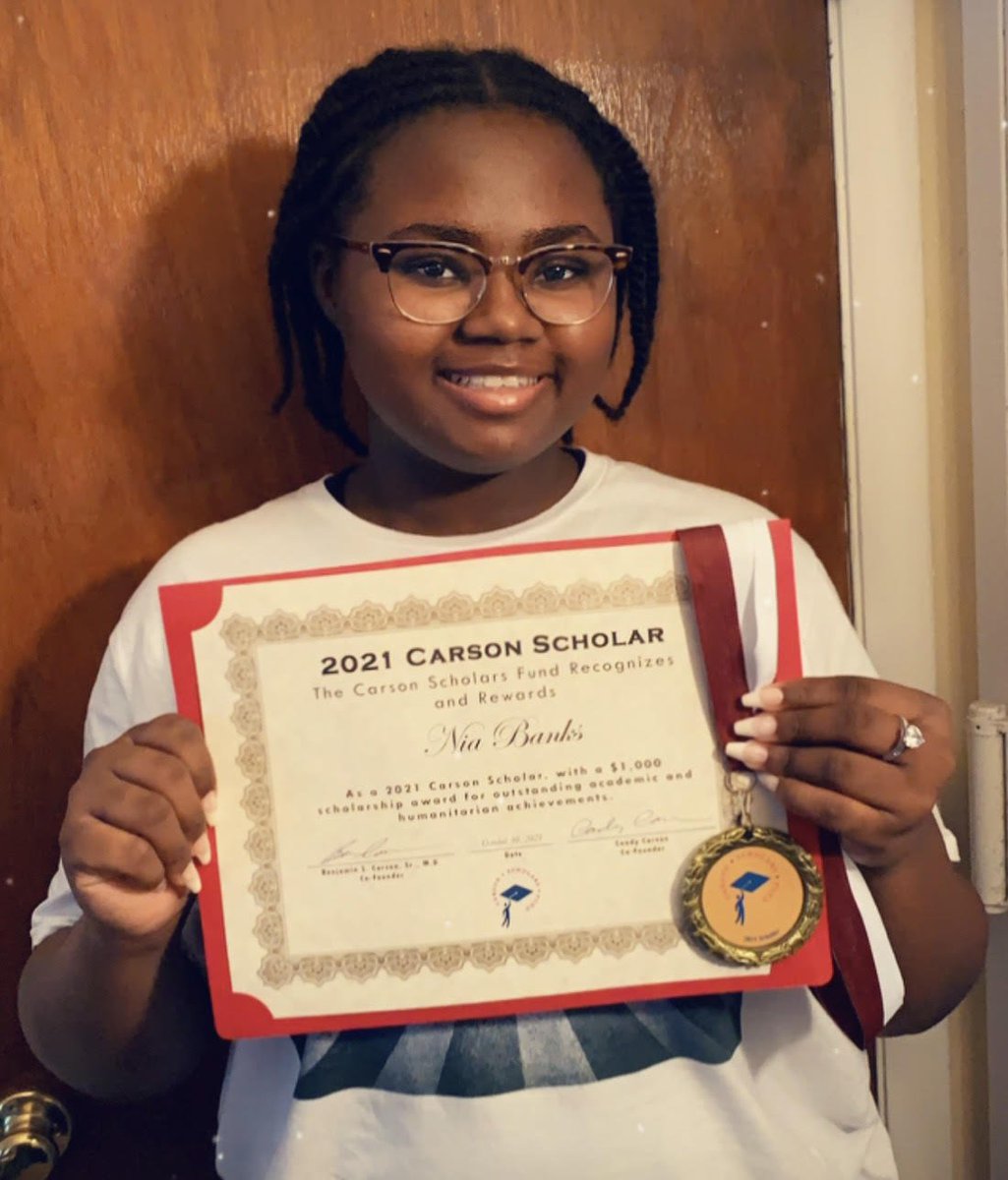 FPMS_D91's tweet photo. FPMS alumni, Nia Banks was recognized and honored by the Ben Carlson Scholars Program for her excellent work within & outside of school. We are very honored to have had Nia as a student. We wish her the best of luck in her future endeavors. #D91Learns #WeareFPD91 #FPD91proud https://t.co/4aGWKTgZfp