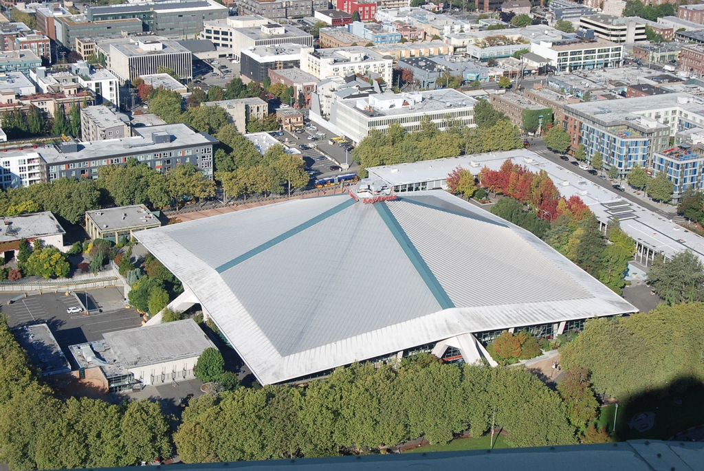 HRGpreservation's tweet photo. Over the last 3 years, the Seattle #ClimatePledgeArena has undergone an extensive rehabilitation, preserving &amp; updating the historic structure. The grand opening is tonight - congratulations to the entire project team!

📸 1962 (WA DAHP); 2018 (HRG); 2021 (Climate Pledge Arena) https://t.co/1yr5EQNCuD