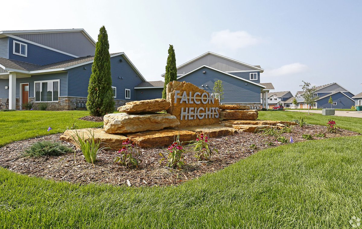 FalconHeightsMN's tweet photo. There’s still time this month to schedule a tour! Make October the month you find your new home. 🏠 https://t.co/OfOcLmsdeE