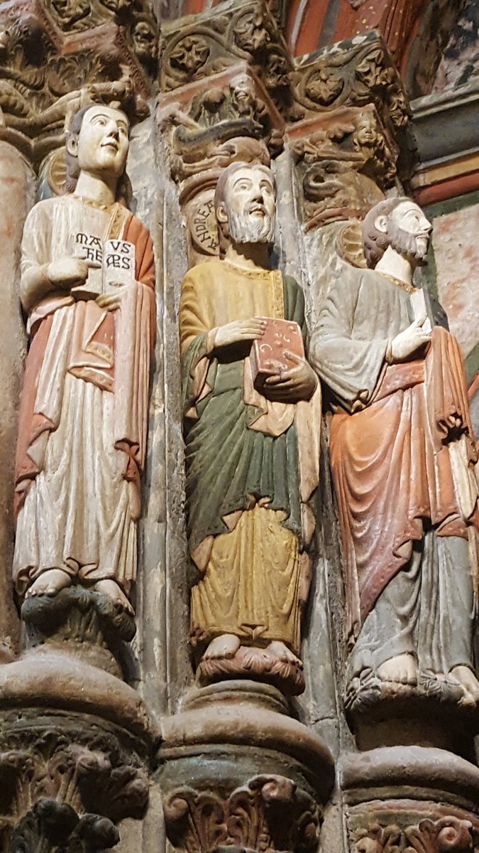 Detalle de los apóstoles de la portada de la catedral de Orense <a href="/LaHuellaRomnica/">La Huella Románica</a> <a href="/RomanicoEspana/">Románico en España</a>