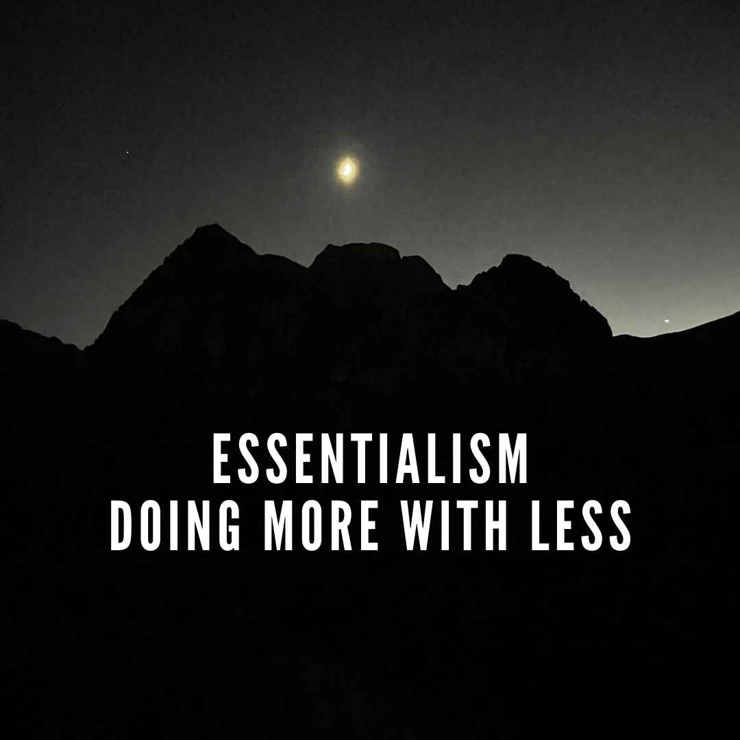 "Once you give yourself the permission to stop trying to do it all, to stop saying yes to everyone, can you make your highest contribution towards the things that really matter."livingadaptive.medium.com/essentialism-d…
 #essentialism #minimalism #minimalist