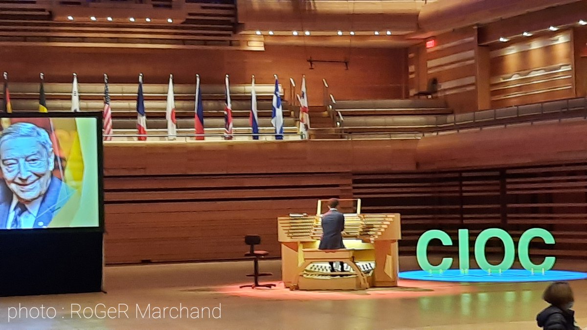 Larpvtv's tweet photo. La grande finale du Concours International d'Orgue du Canada est sur le point de commencer. 
#Montreal #quebec #mtl #music #musique #orgue https://t.co/kB862L4GV9