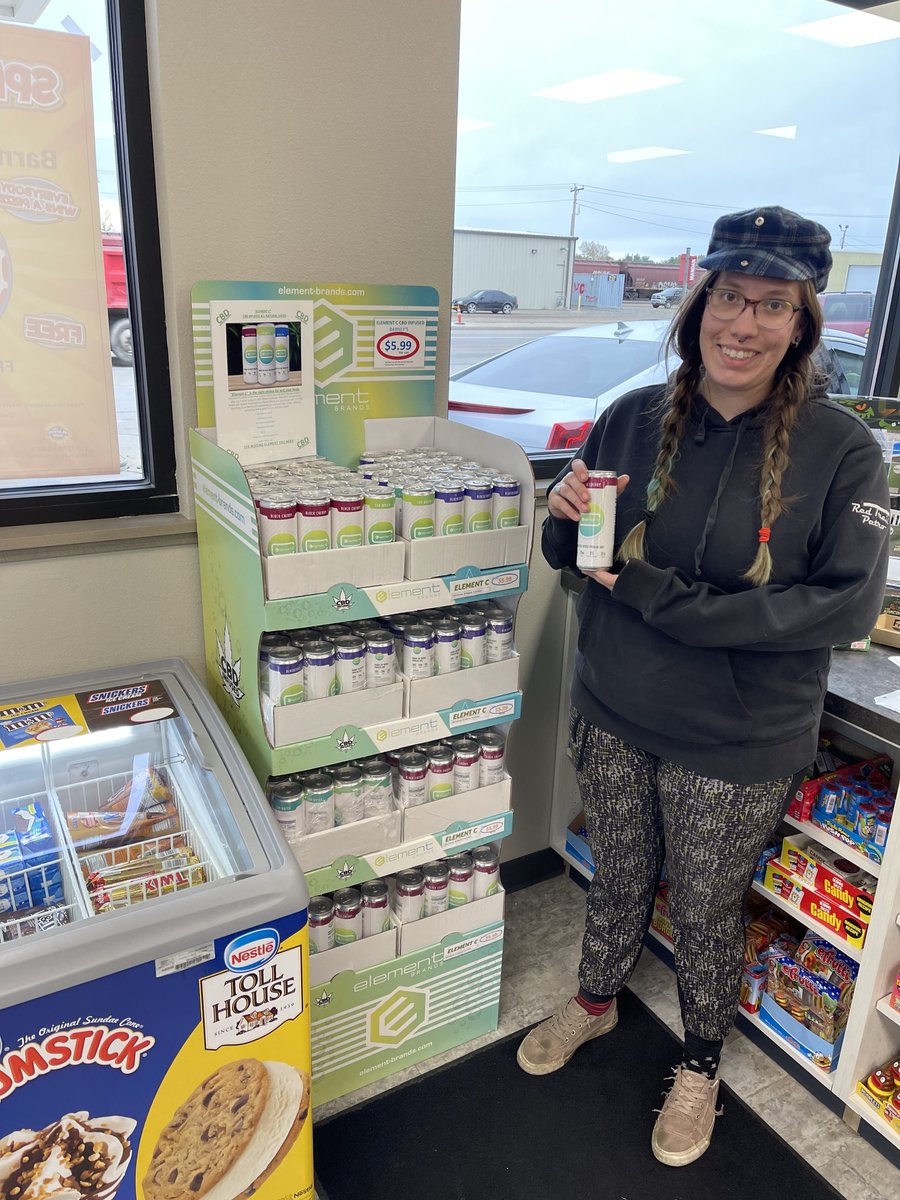 RealAPRU_NEWS's tweet photo. UMIG Distributing announces another great new location. Welcome to Barney's C-Store and Service Center, 700 West Main, Mandan, ND. Beautiful new building. Grand Opening today. Stop by and check it out. $APRU,#DOINITRIGHT,#THEMISSINGELEMENTYOUNEED https://t.co/lrBtnZl5AL
