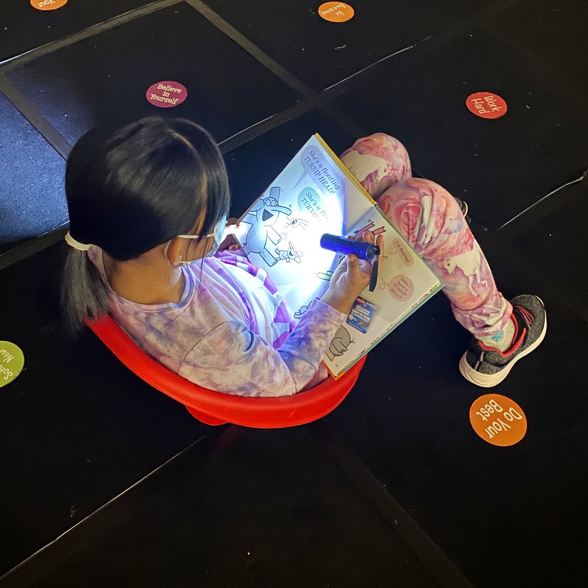 MsJHines's tweet image. @GRoadSchool @RegPublicSchool Flashlight Friday AND Pyjama Day?! The very best way to do DEAR time in my opinion. 📖 🔦