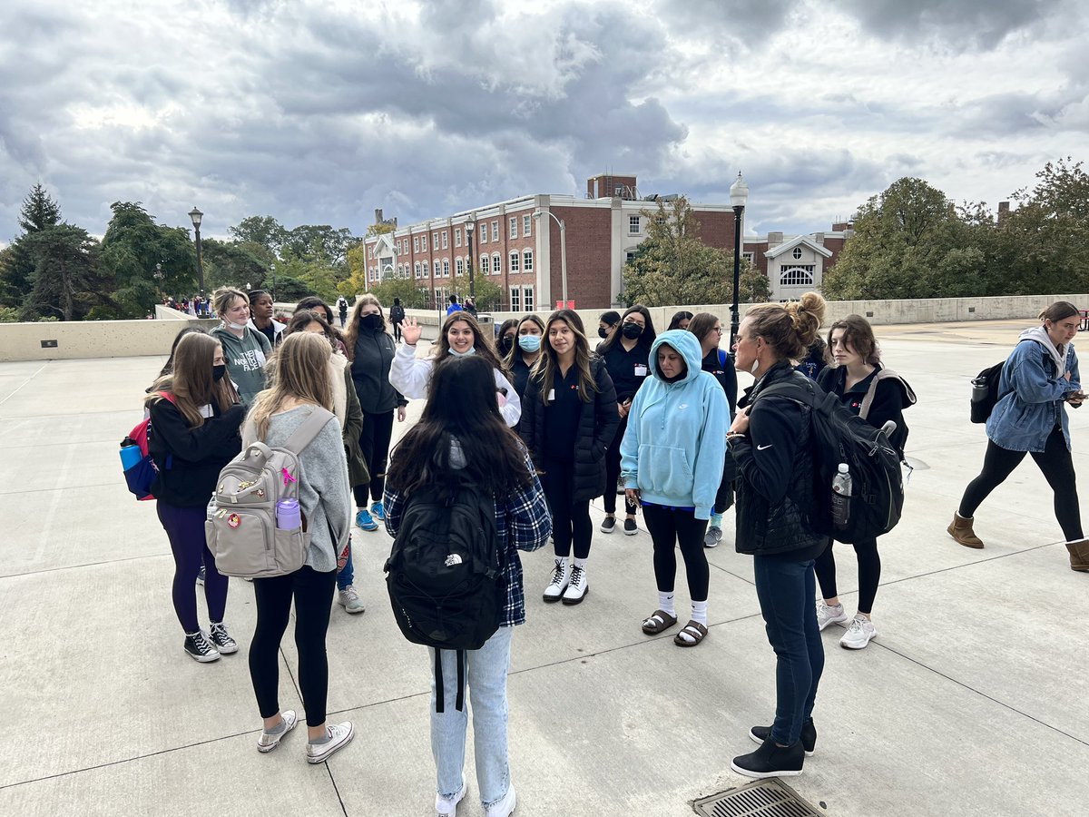 Profra_Castro's tweet photo. An inspiring trip to ISU today for the future teacherβs conference and VIP tours with D214 grads @stadds0420, Isabel, Rex & Lilybeth #D214Edprep #thewheelingway @Wheeling_Cats https://t.co/no4reT8C6w