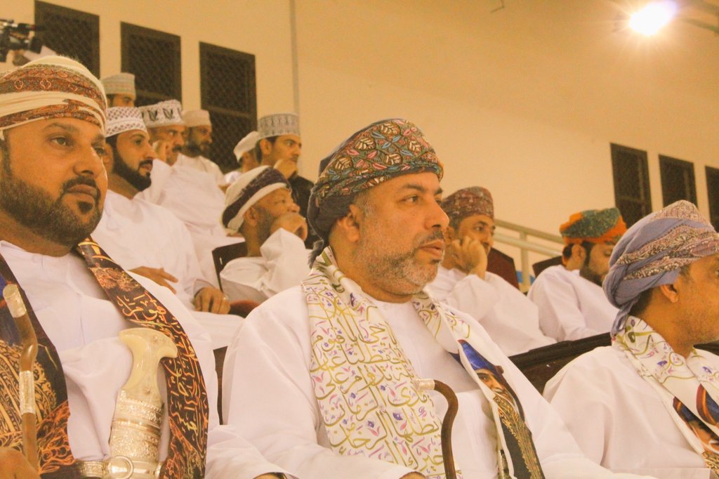 Ali_salim93's tweet photo. بعيداً عن الرئاسة فهناك رجل يستاهل وقفة الجميع ، إدريس (أبو محمد) هذا الرجل المخلص لناديه دائما ما تكون بصمته واضحة ، رجل يعمل بلا كلل أو ملل و متعاون مع جميع الفرق الأهلية ، فشغف حمزة برجوع النادي للمسار الصحيح و رؤية العويسي بحاجة لهذا الرجل
@CxjdXjjd @Ahmed_Alawaisi @Edriss454 https://t.co/1kvoHToD73