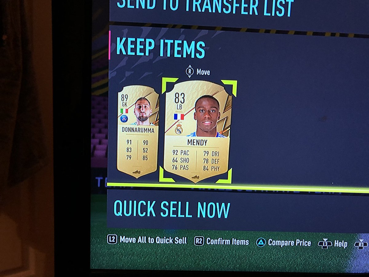 JayJackson_96's tweet photo. Untradable two player pack. Can’t decide if I’m happy or sad @TwoSyncOfficial https://t.co/Tzcl8b7mJ8