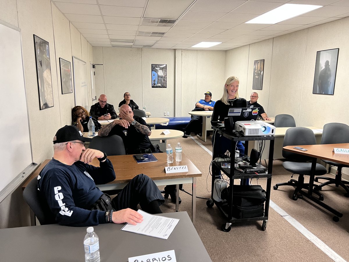 bluecourage's tweet photo. Michael and Kristen are today facilitating an Intro to Blue Courage class for the FIU PD and at the scene of an officer involved shooting in Miami. One officer shot….but the officer will be okay. #BlueCourage #FIUPD #LEleadershipdevelopment https://t.co/81L0eaGDtK